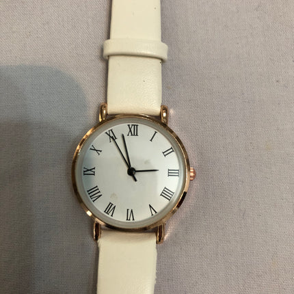 Brand New Unbranded Ladies Wristwatch.