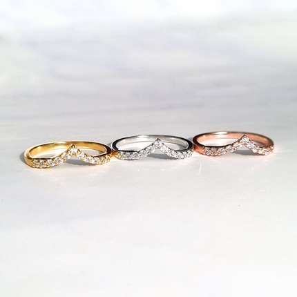Wishbone Curved Eternity Ring in 18k Gold Vermeil