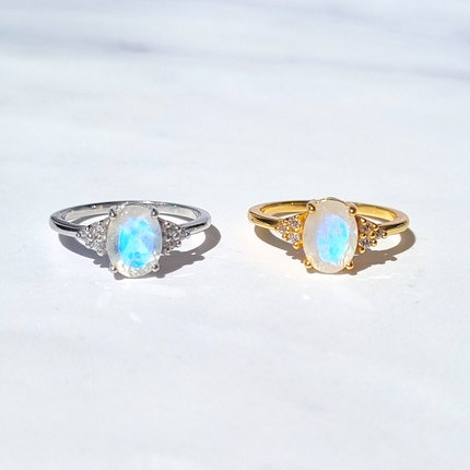 Rainbow Moonstone Ring in Sterling Silver (Oval Cut)