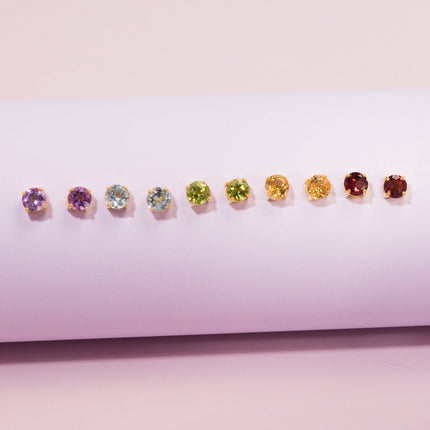 Garnet Round Stud Earrings 6 mm in 18k Gold Vermeil