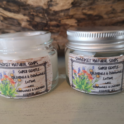 Super Gentle Moisturizer Cream with Lavender & Chamomile Essential oil