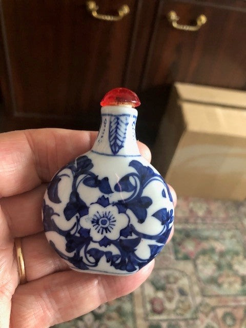 Oriental Porcelain Snuff / Scent Bottle