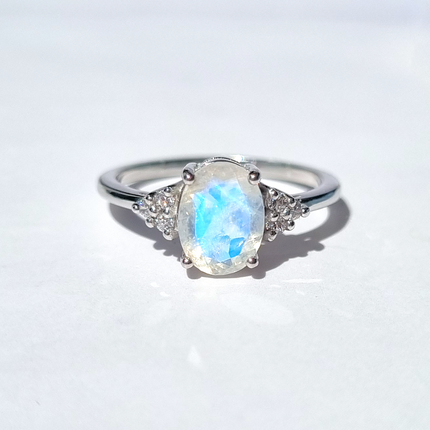 Rainbow Moonstone Ring in Sterling Silver (Oval Cut)