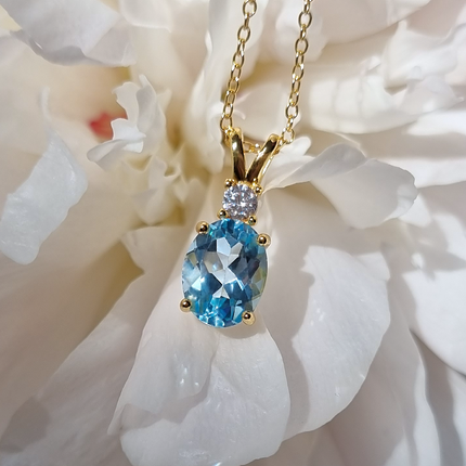 Blue Topaz Pendant Necklace in 18k Gold Vermeil