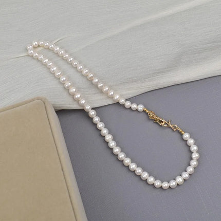 Natural Freshwater Pearl Necklace For Women 7mm Near Round White Bright Luster Screw Pearl Lightweight Clavicle Chain Necklace
