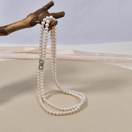 Double Layer Pearl Sweater Chain Necklace Autumn Winter Natural Freshwater Pearl Design Simple Elegant Vintage Feeling